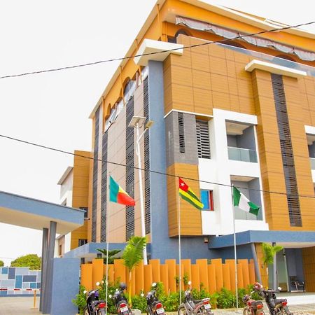 Hotel La Casa Cielo Cotonou Eksteriør billede