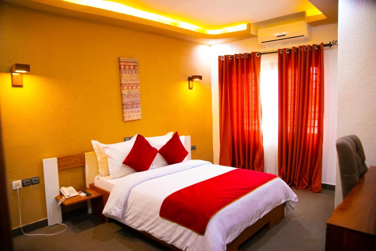 Hotel La Casa Cielo Cotonou Eksteriør billede